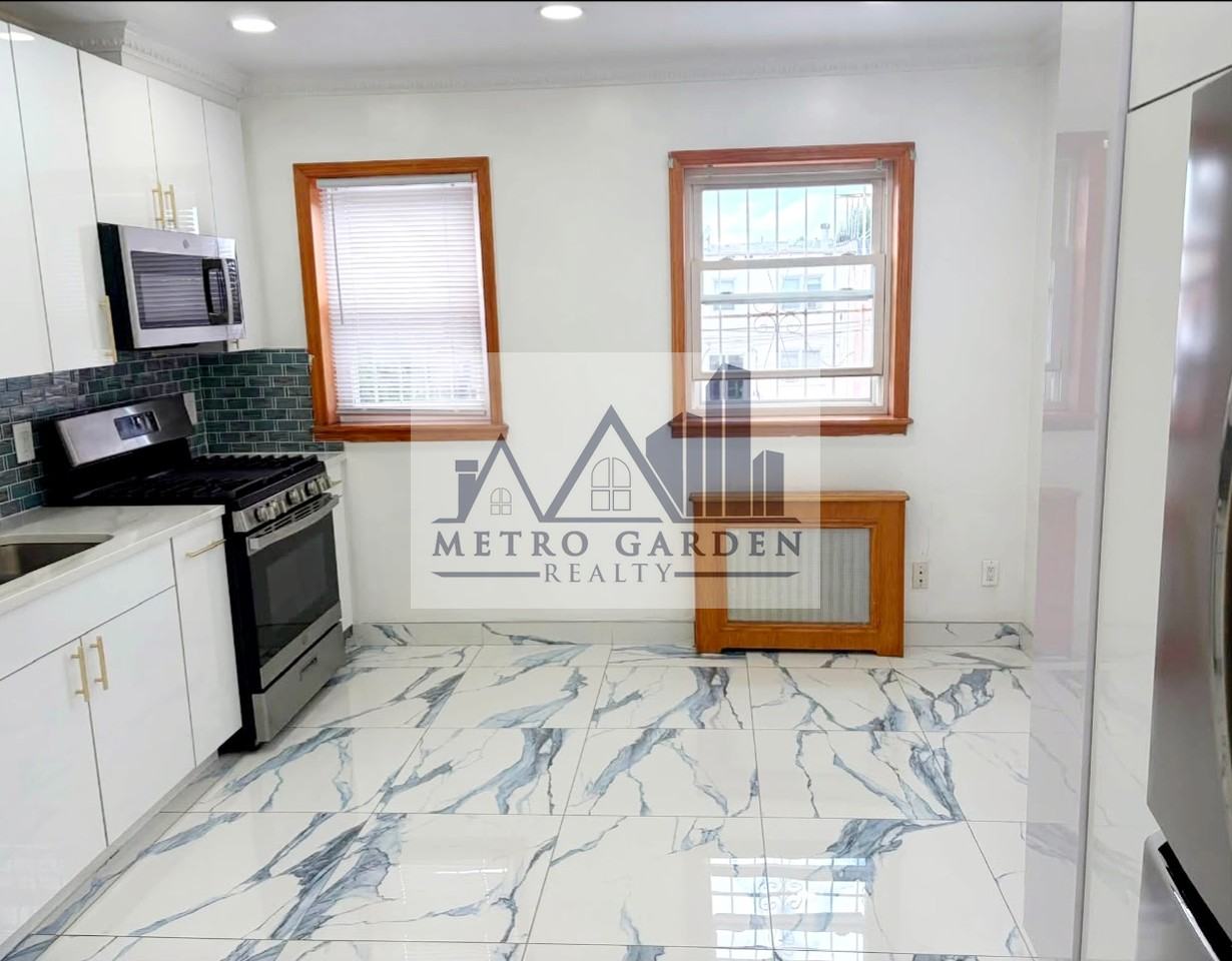 108-23 64th Avenue - Photo 5 of 8