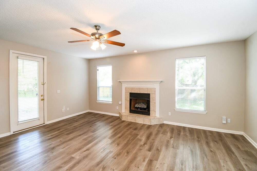 2749 Indigo Hills Ct - Photo 6 of 17