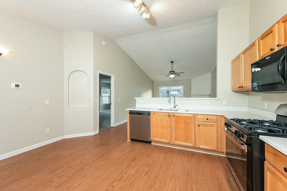 3110 Cooper Woods Dr - Photo 7 of 16