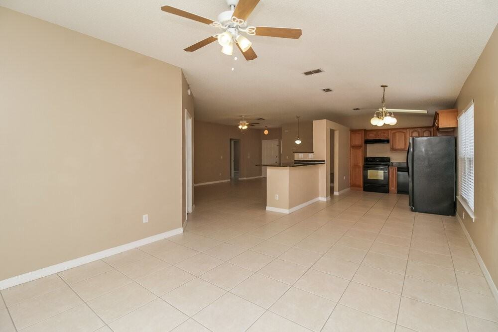 332 Cello Cir - Photo 3 of 16