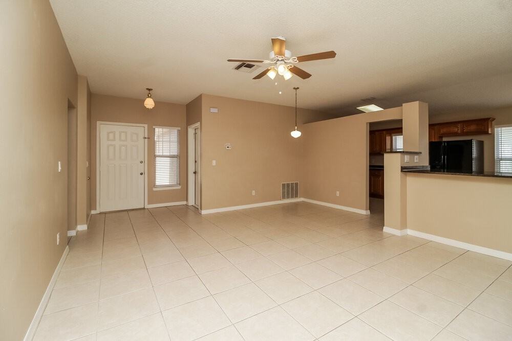 332 Cello Cir - Photo 5 of 16