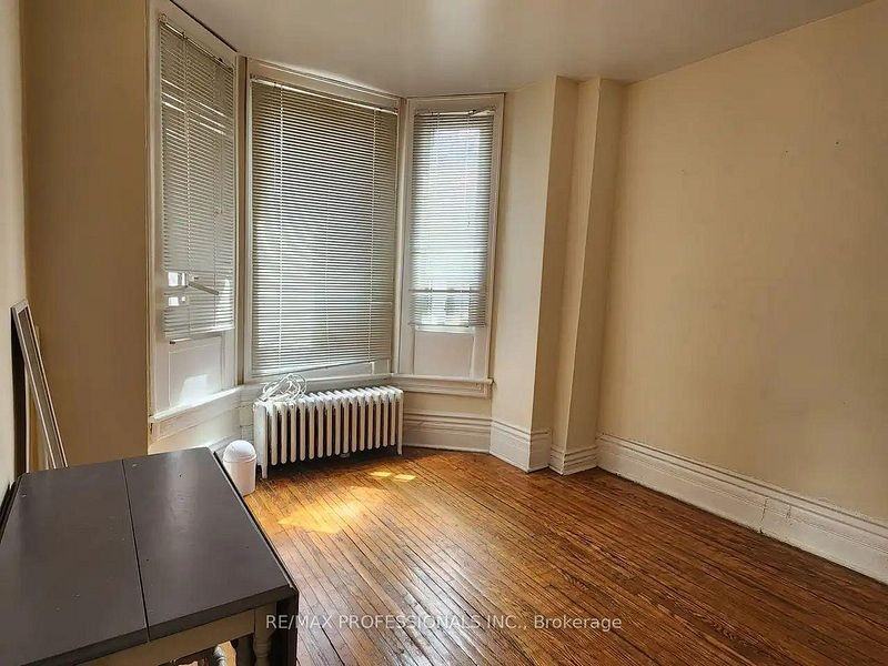 150 Robert Street #Main - Photo 5 of 17