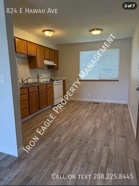 824 E Hawaii Ave - Photo 2 of 7