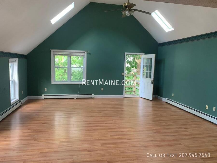 59 Elm St #2 - Photo 3 of 12