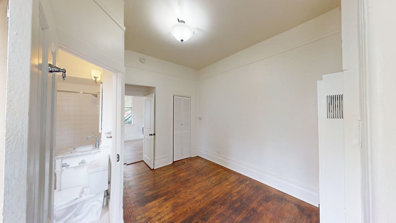 1724 Waller St #A - Photo 4 of 9