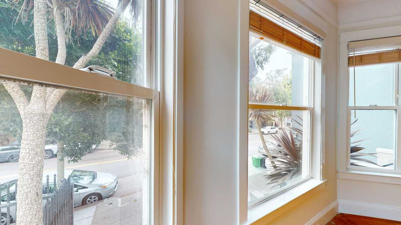 1728 Waller St - Photo 6 of 17