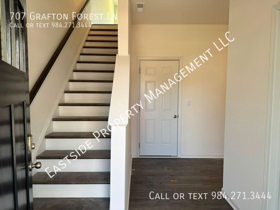 707 Grafton Forest Ln - Photo 2 of 26