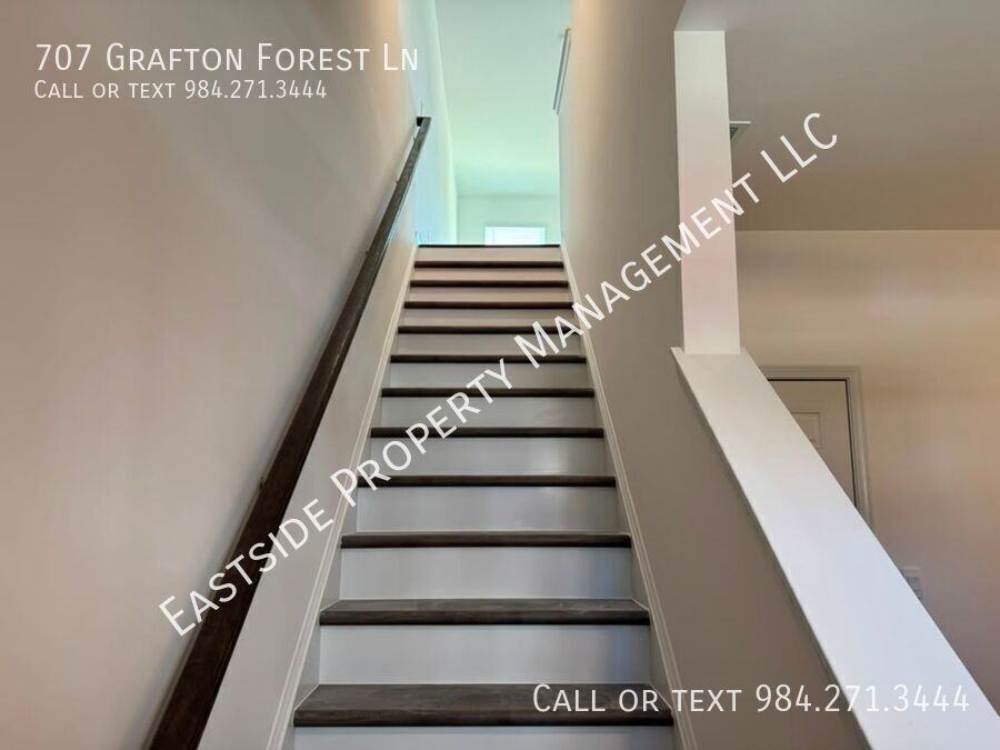 707 Grafton Forest Ln - Photo 5 of 26