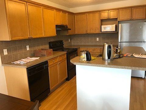195 Everglen Way Sw - Photo 3 of 9