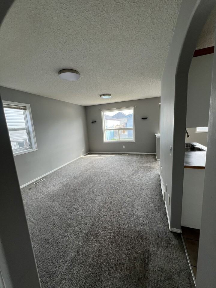 147 Taracove Estate Dr Ne - Photo 6 of 19