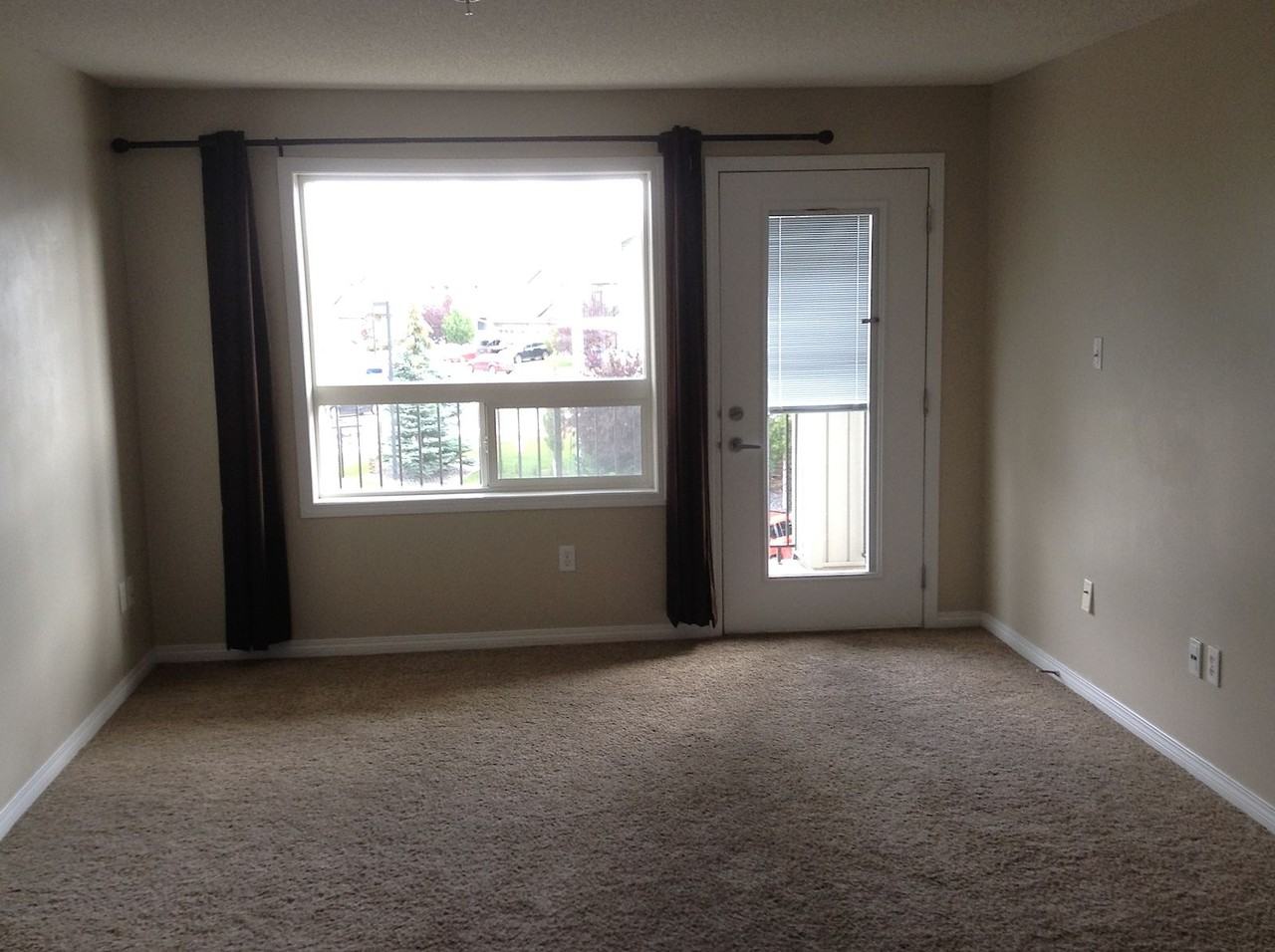 9363 Park Place Terwillegar Terrace - Photo 2 of 11