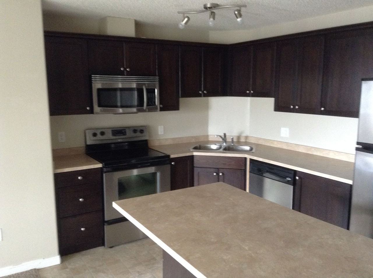 9363 Park Place Terwillegar Terrace - Photo 3 of 11