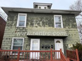 featured image of 1114A N Gilbert St