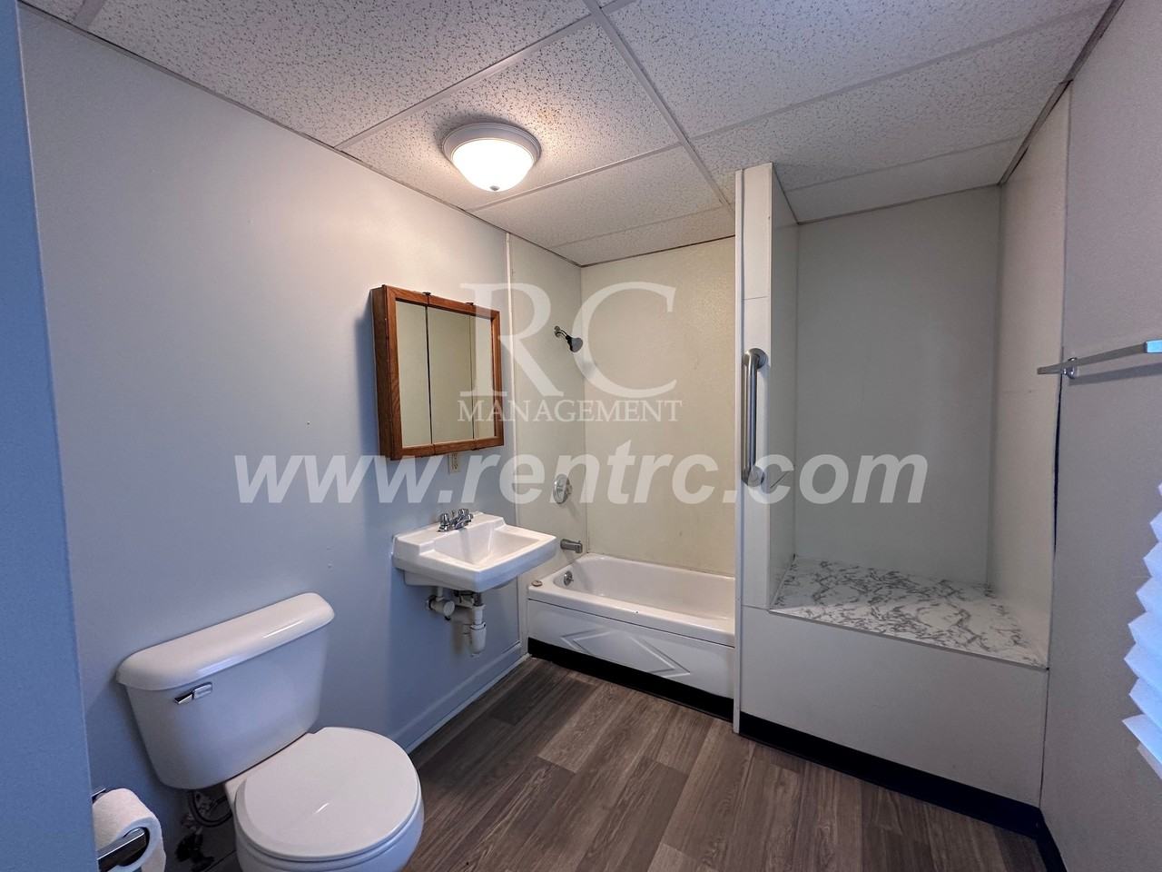 1114A N Gilbert St - Photo 4 of 9
