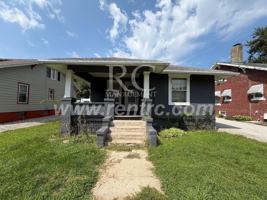 featured image of 1220 Harmon St