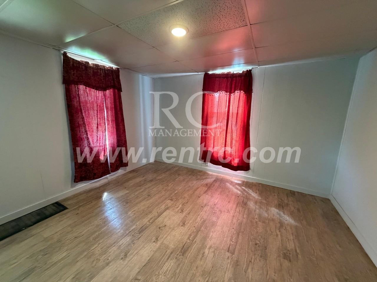 410 N Grant St - Photo 6 of 13