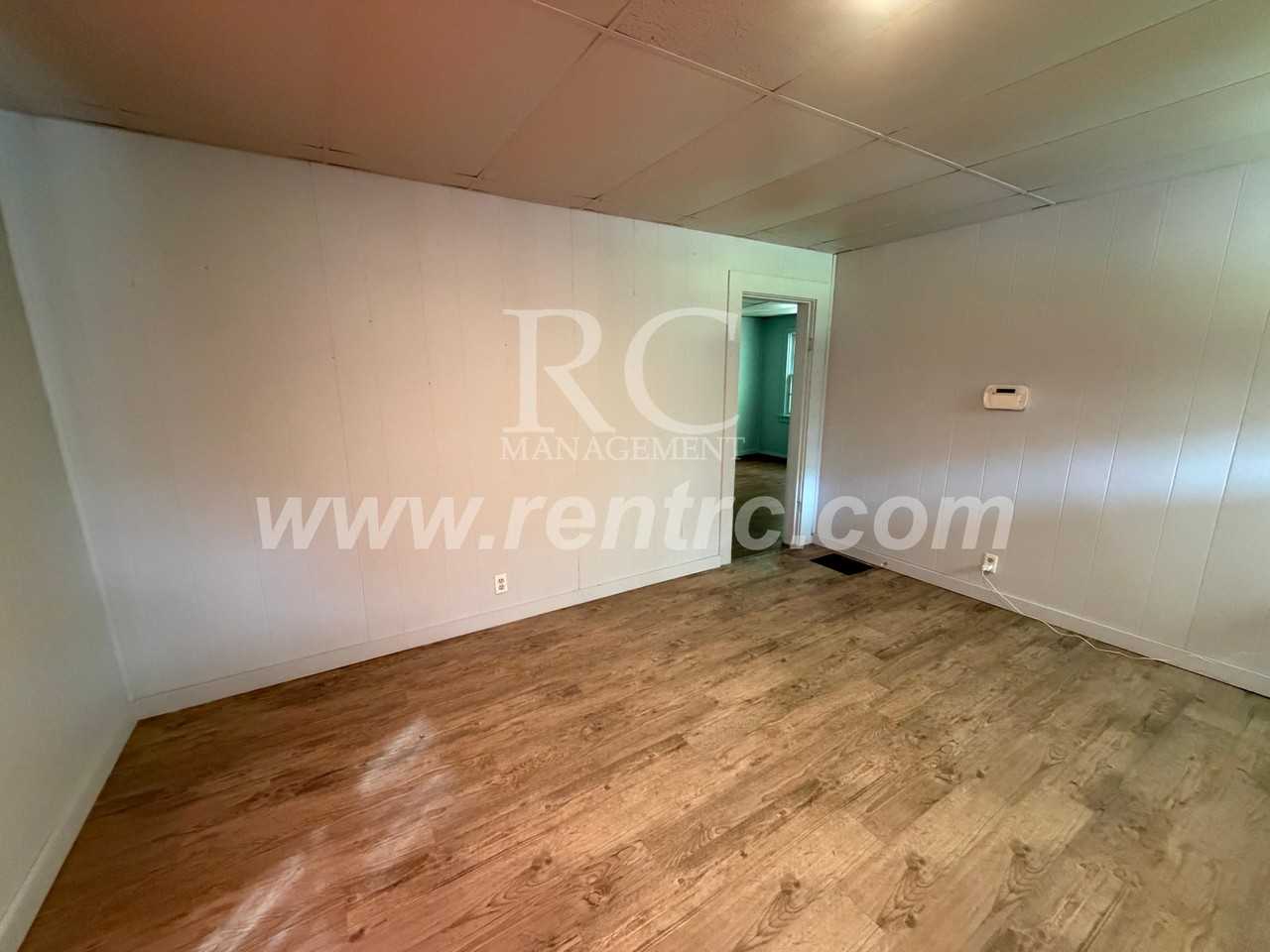 410 N Grant St - Photo 7 of 13