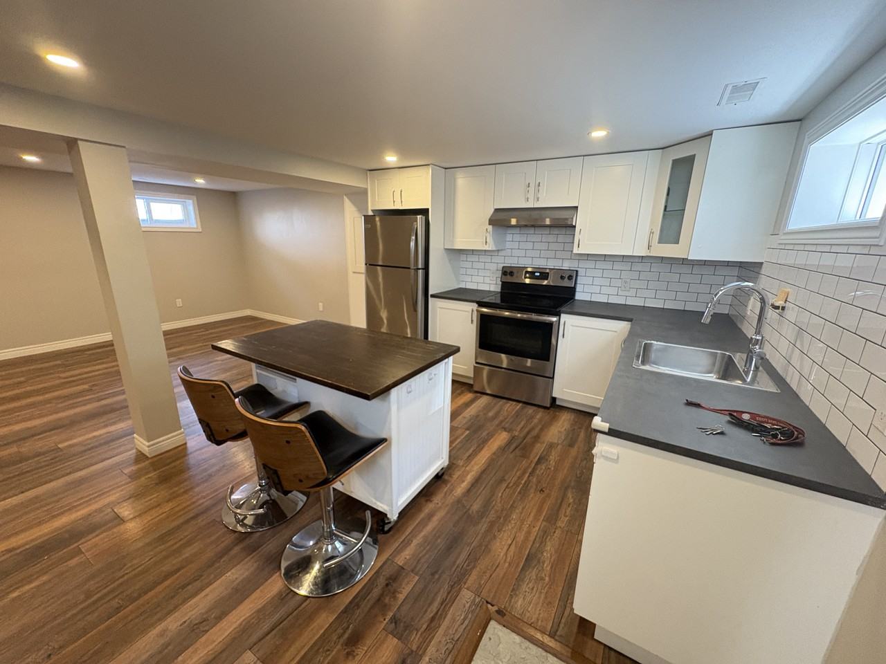 29 Oakdale Ave #2 - Photo 3 of 15