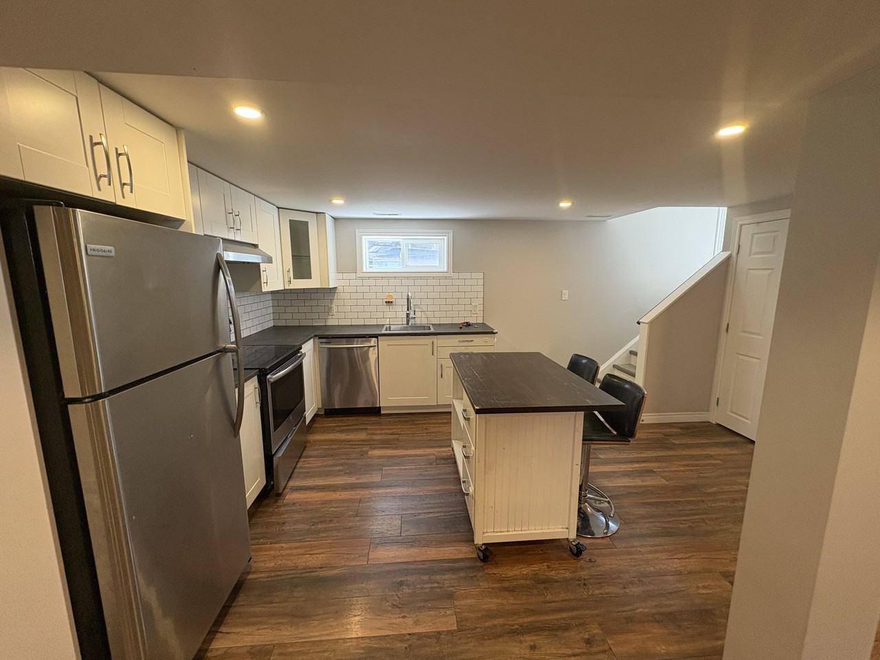 29 Oakdale Ave #2 - Photo 6 of 15