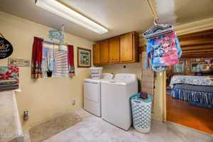 featured image of 4940 Scotts Dr #NA
