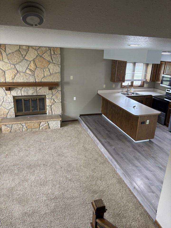 1107 17th Ave Nw #NA - Photo 3 of 20
