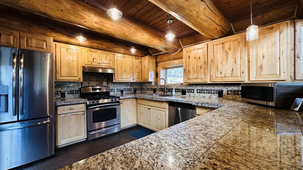 35 Brackenbury St #NA - Photo 5 of 34