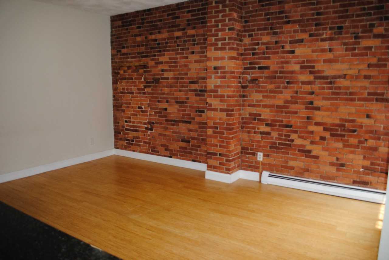 160 Saint Botolph St #4 - Photo 5 of 9