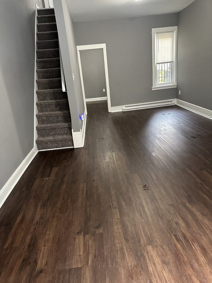 617 E Lippincott St #NA - Photo 4 of 20