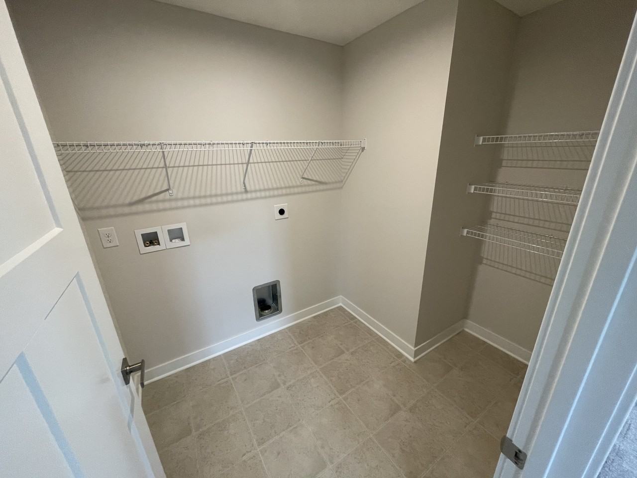 2501 Mcclouds Sq #NA - Photo 6 of 18