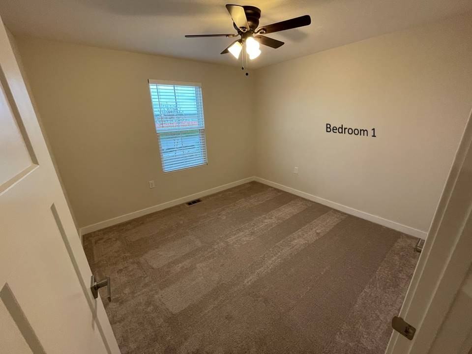2501 Mcclouds Sq #NA - Photo 7 of 18