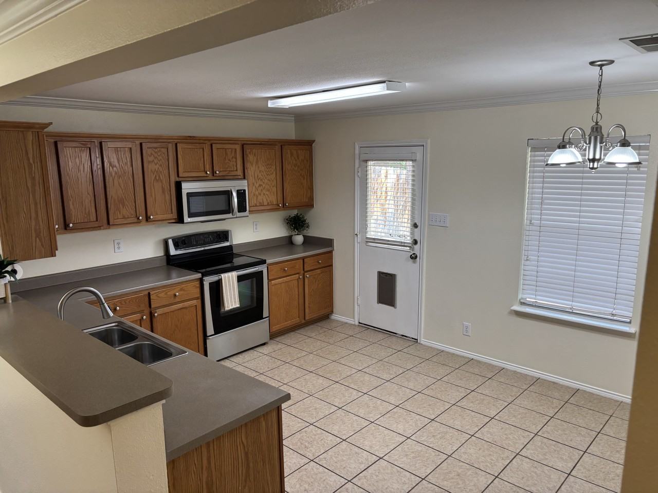 201 Katie Ct #NA - Photo 5 of 15