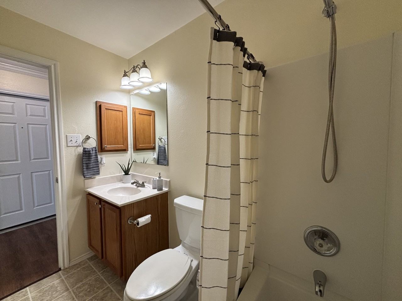 201 Katie Ct #NA - Photo 6 of 15