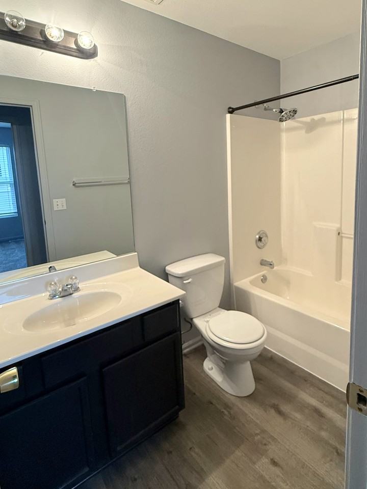 16015 Greenleaf St #NA - Photo 5 of 27