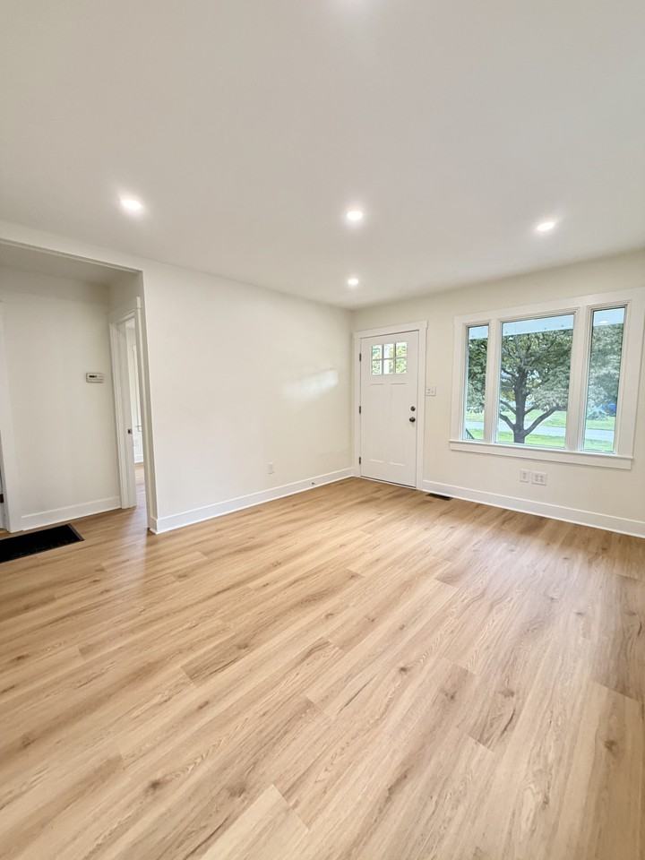 1709 Washington Blvd #NA - Photo 2 of 12