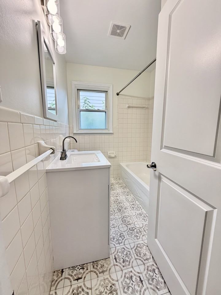 1709 Washington Blvd #NA - Photo 4 of 12