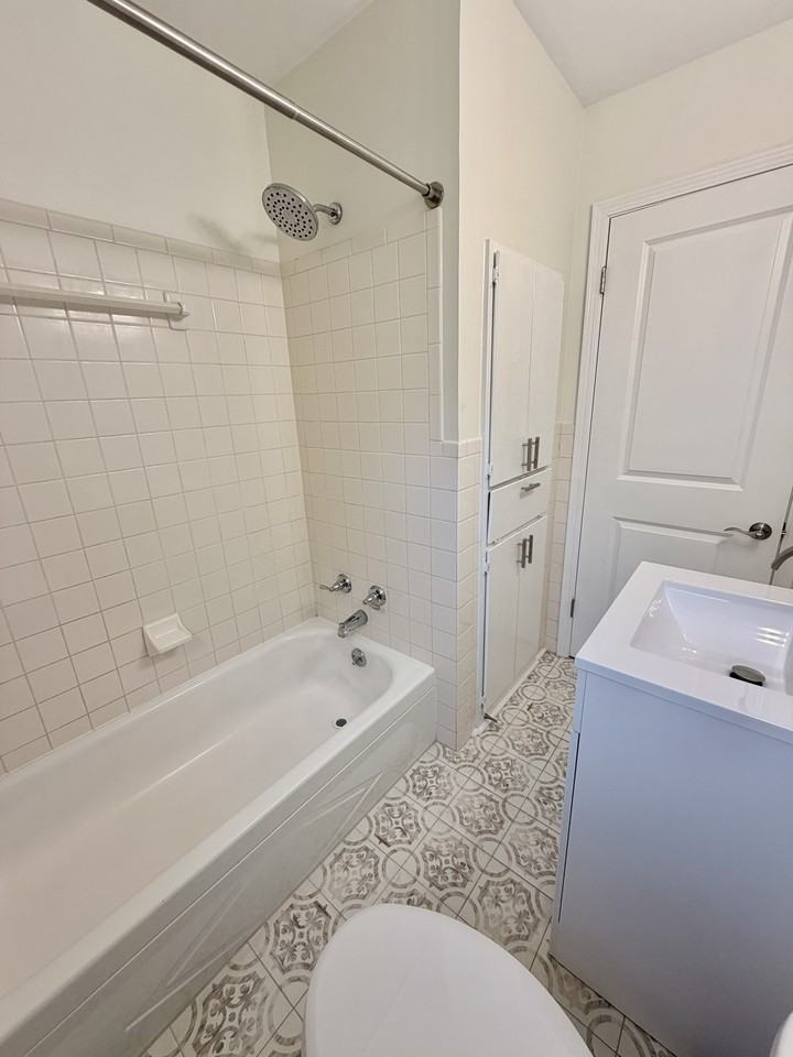 1709 Washington Blvd #NA - Photo 6 of 12