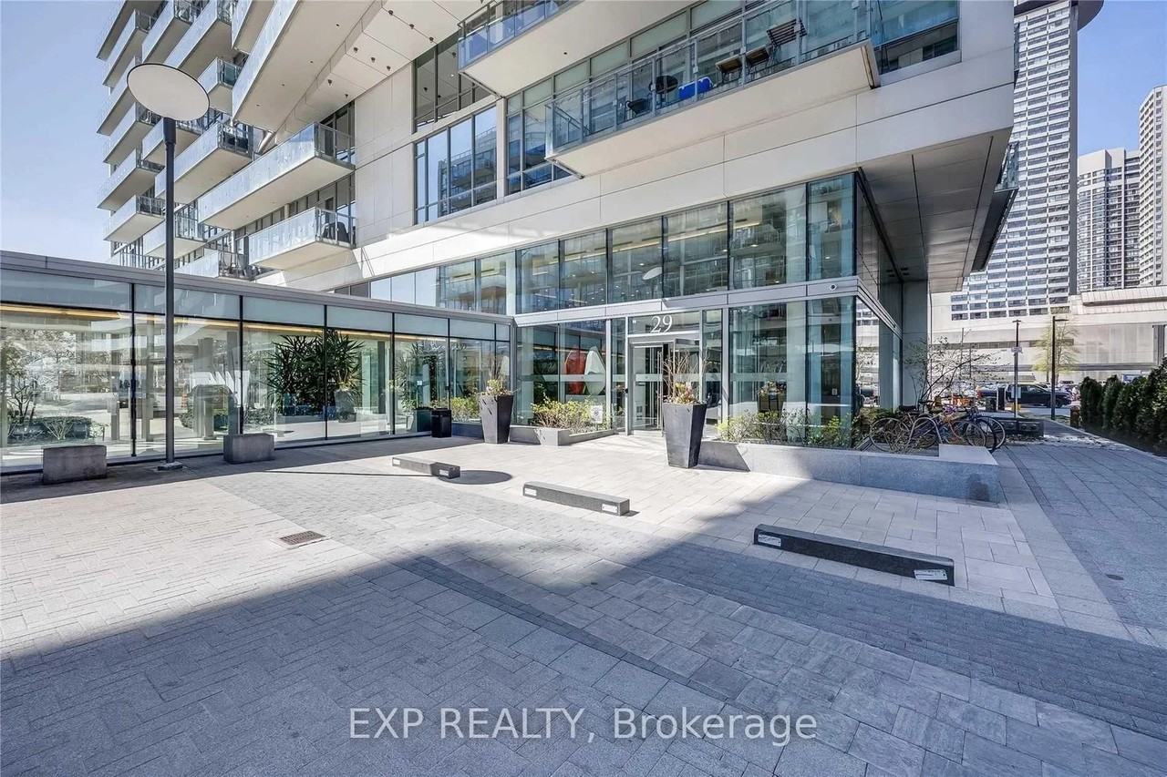 29 Queens Quay East - Photo 2 of 34