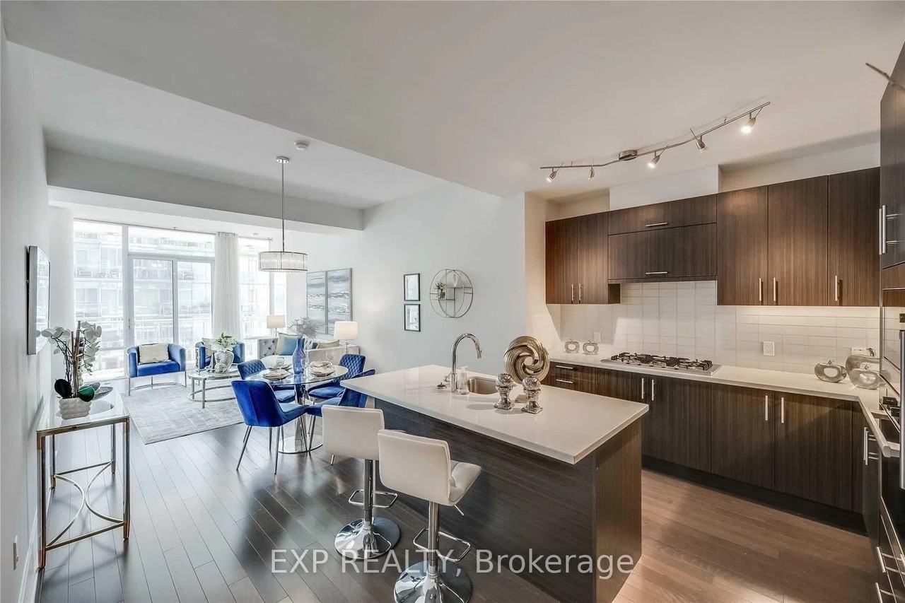 29 Queens Quay East - Photo 4 of 34