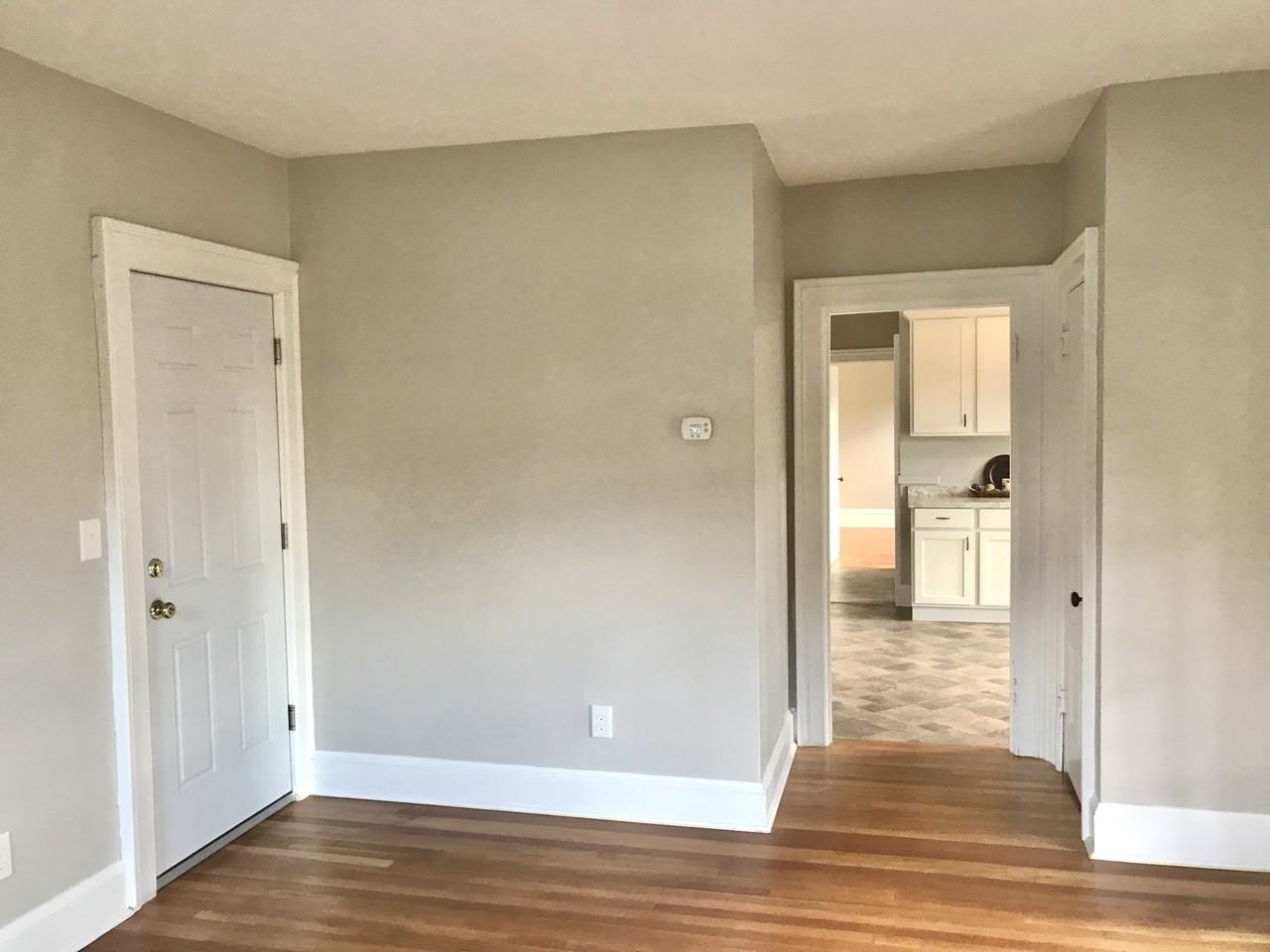 17 Davis Ave #19B - Photo 6 of 11