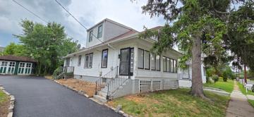 featured image of 117 Browning Ave