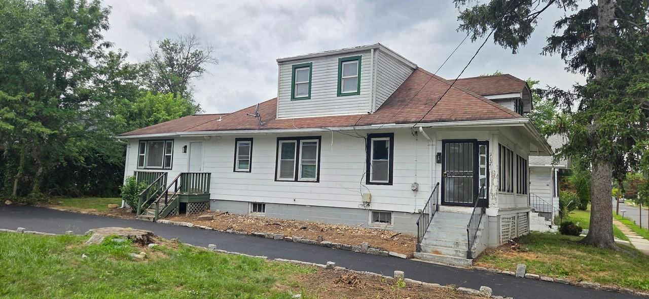 117 Browning Ave - Photo 2 of 26