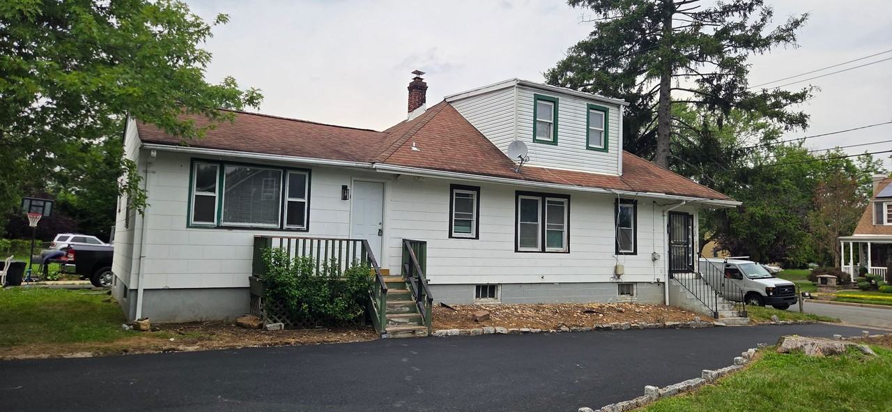 117 Browning Ave - Photo 3 of 26