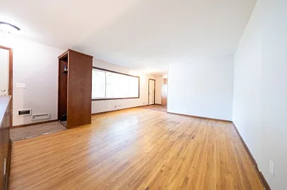 842 25th Ave Se #842 - Photo 6 of 38
