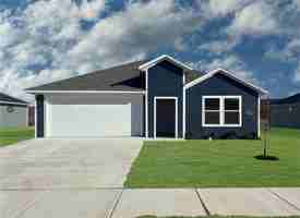featured image of 571 Riggs St