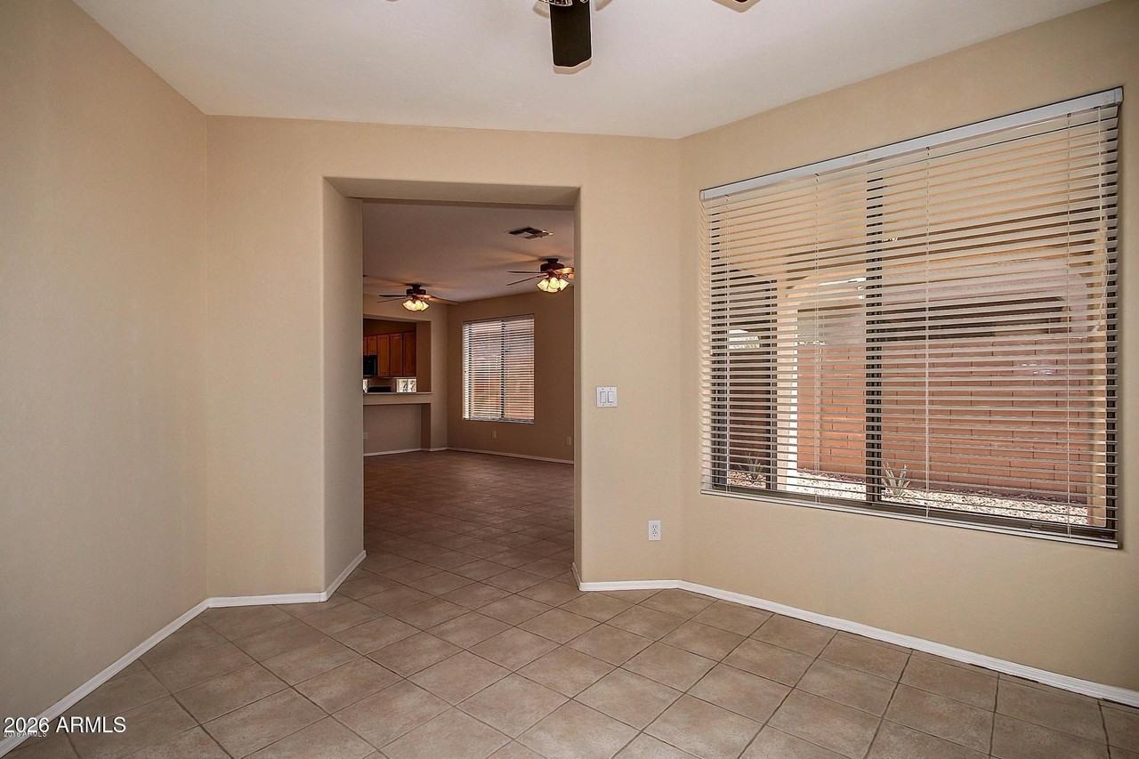 2461 W Muirfield Dr - Photo 6 of 21