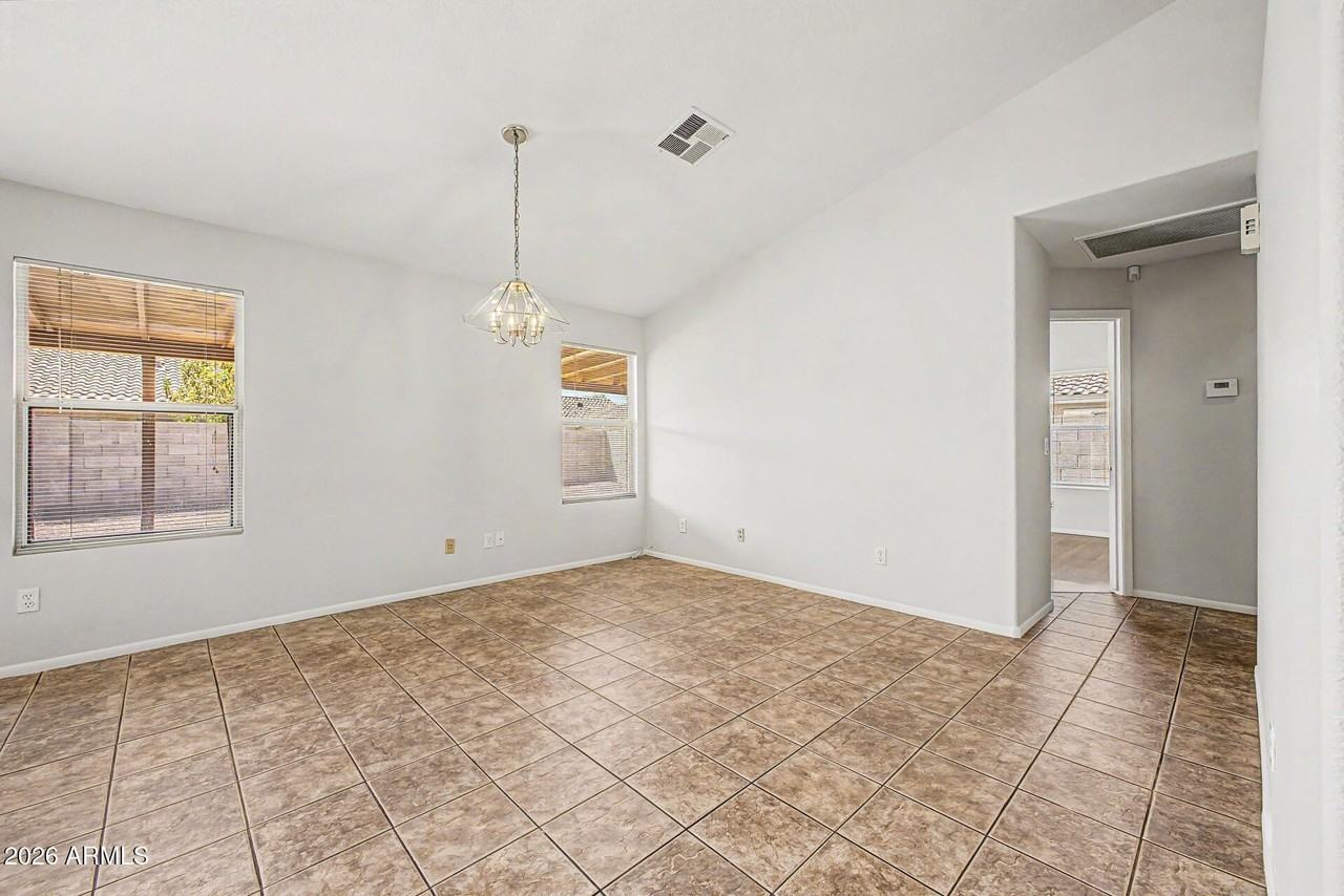 9969 W Mackenzie Dr - Photo 7 of 28