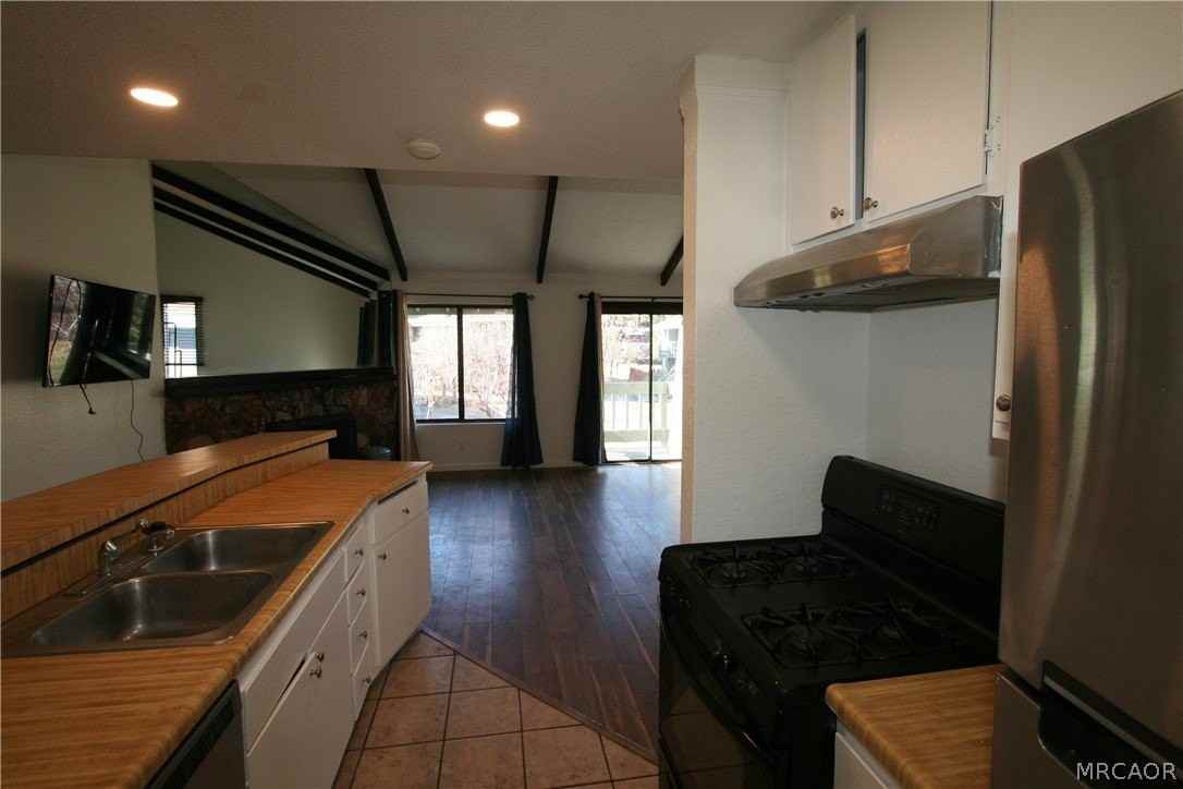 760 Blue Jay Rd #27 - Photo 6 of 14