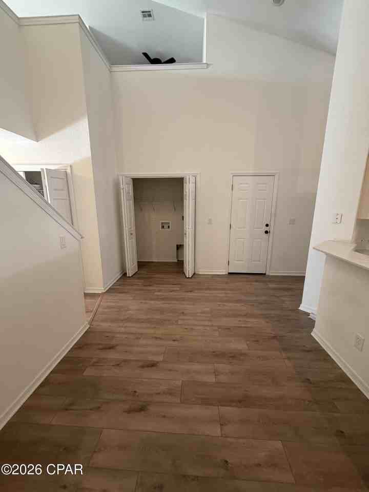 3035 Meadow St - Photo 7 of 41