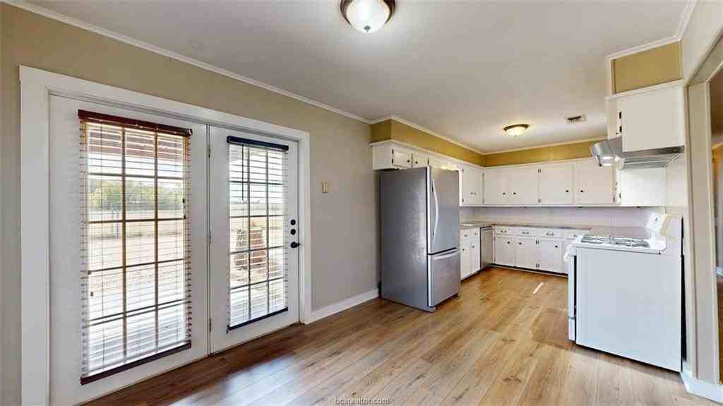 8251 W SH-21 - Photo 7 of 26