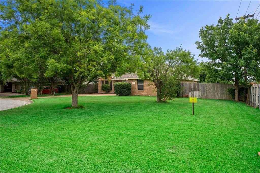 600 Coachlight Ct - Photo 2 of 45